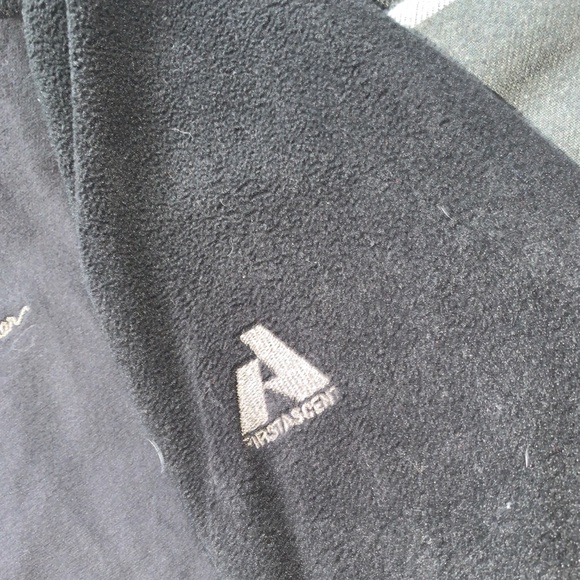 Eddie Bauer 1/4 zip - Picture 3 of 4